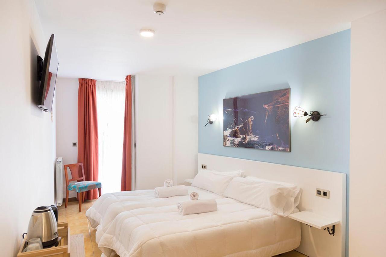 Stellae Luscofusco Hotel Santiago de Compostela Kültér fotó